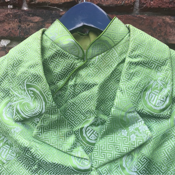 Exquisite Asian Patterned 2 Piece Handmade Suit - Picture 3 of 5